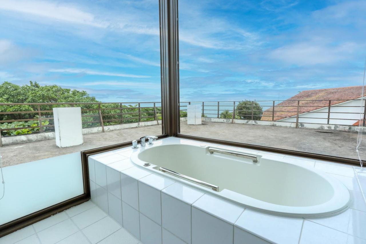 Ishigaki Sunset Cove Hotel Ngoại thất bức ảnh